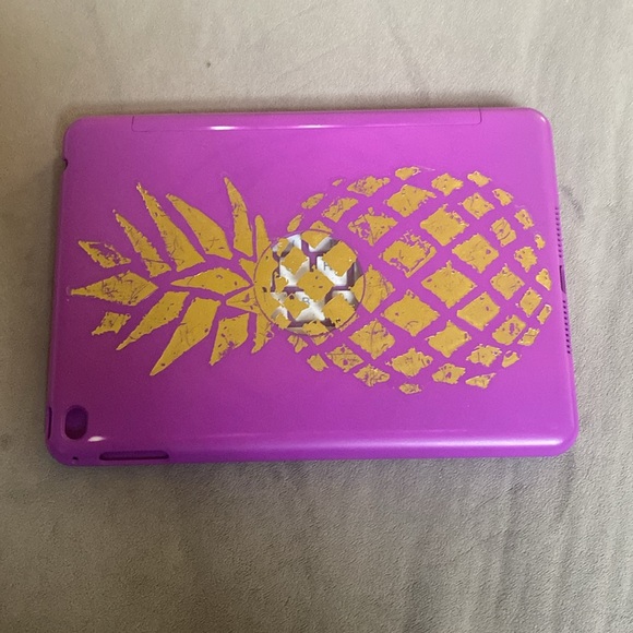 iPad Mini 4 BUNDLE - Picture 11 of 16